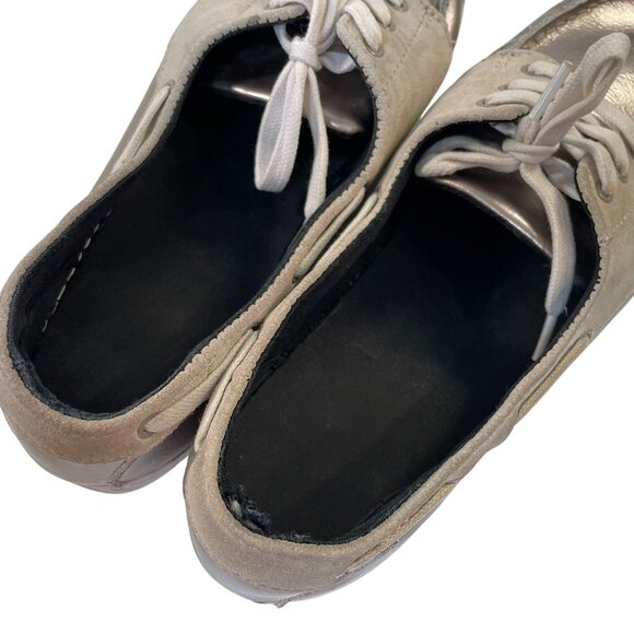 Lacoste Loafers Womens 7.5 Ziane Silver Boat Shoes Metallic Slip On Leather Prep - Picture 8 of 10